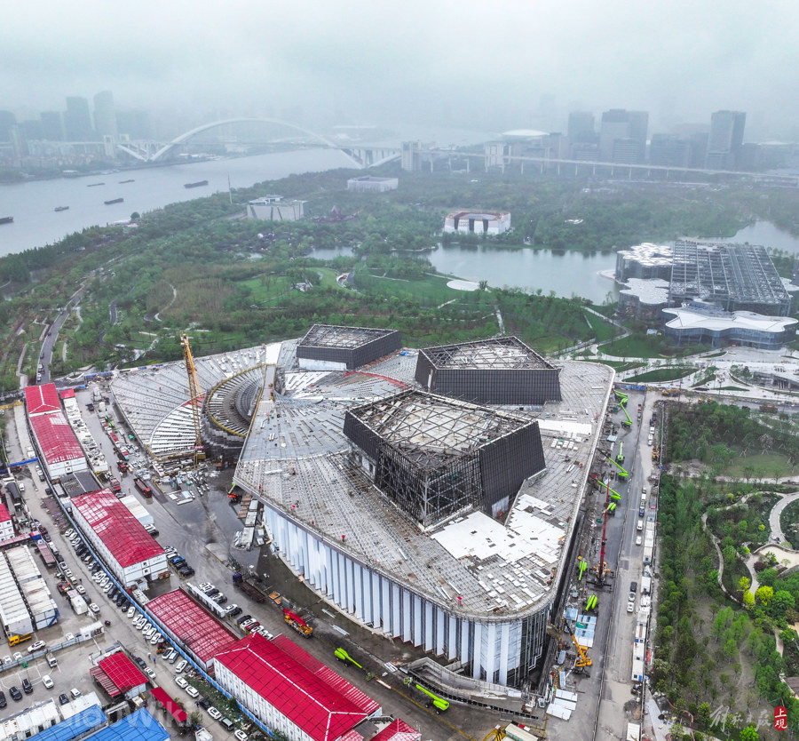 Moment at the Shanghai Grand Opera House